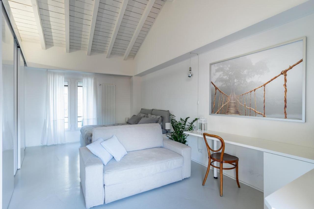 Design Loft Walking Distance Brera-Duomo With Wifi+Netflix Appartement Milaan Buitenkant foto